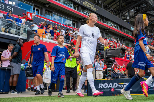 Erling Braut Haaland of Norway enters the pitch