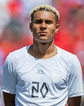 Antonio Nusa of Norway line up