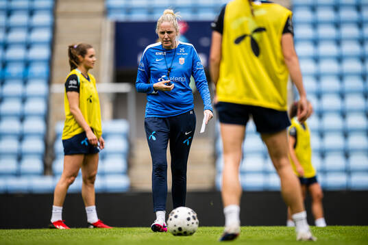 Head coach Gemma Grainger of the Norwegian women’s