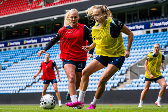 Cathinka Tandberg and Synne Jensen of the Norwegian