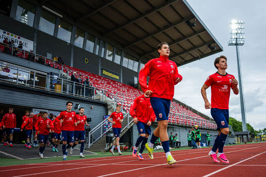 Eivind Helland of Norway warms up