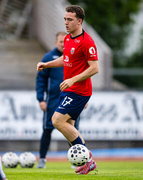 Edvin Austbø of Norway warms up