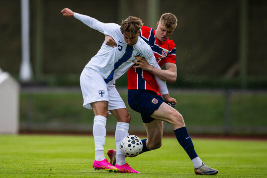 Onni Helén of Finland and Rasmus Holten of Norway
