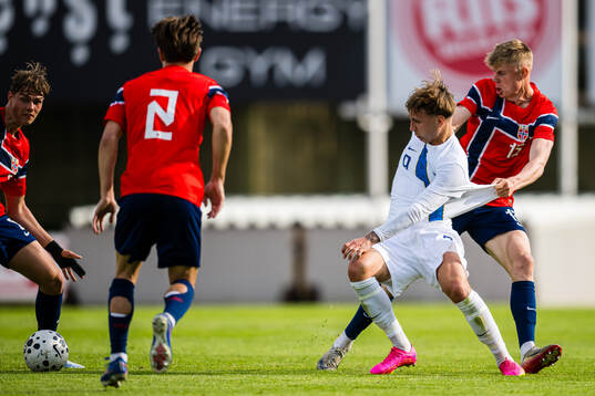 Onni Helén of Finland and Rasmus Holten of Norway