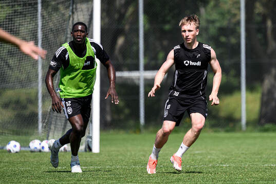 Emmanuel Moungam Á Ngon och Constantino Capotondi