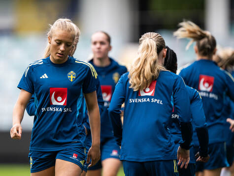 Smilla Holmberg of the Swedish women's national football