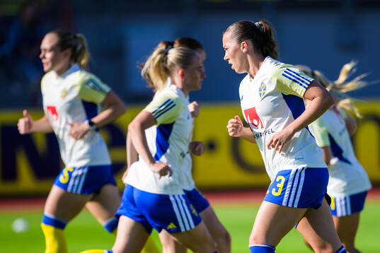 Athinna Persson Lundgren of Sweden