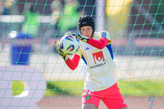 Goalkeeper Saga Andersson of Sweden