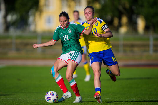 Tanna Sánchez Carreto of Mexico and Wilma Leidhammar of