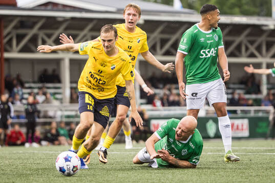 Ljungskiles Emilio Reljanovic och Brages Anton Lundin