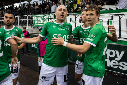 Brages Anton Lundin jublar