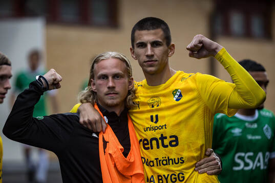 Ljungskiles Gustav Johanströmmer Hedin och Ivan Maric