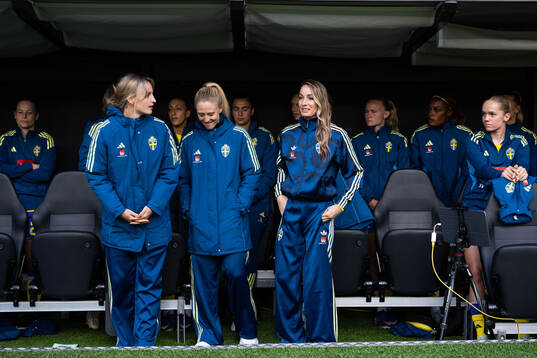 Nathalie Björn, Rebecka Blomqvist and Kosovare Asllani of
