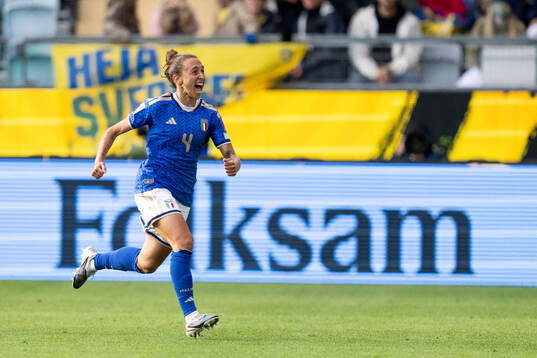Federica D'Auria of Italy celebrates