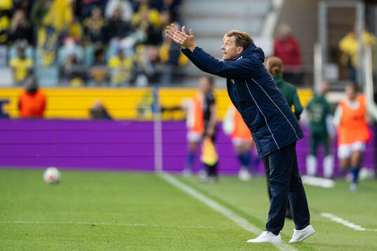 Head coach Tony Gustavsson of Sweden