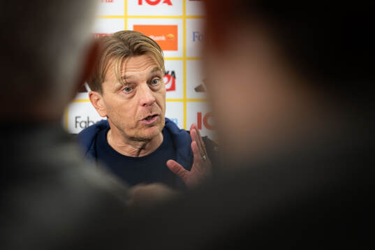 Head coach Tony Gustavsson of Sweden in mixed zone