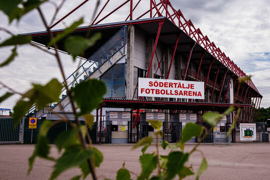 Exteriör av Södertälje Fotbollsarena