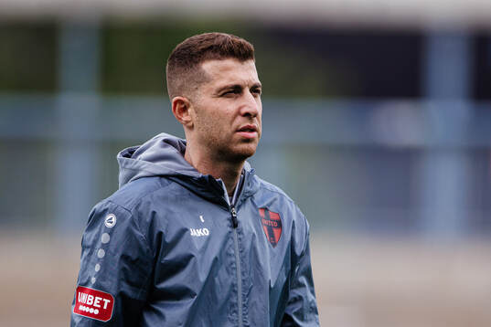 Nordic Uniteds tränare Steven Younan
