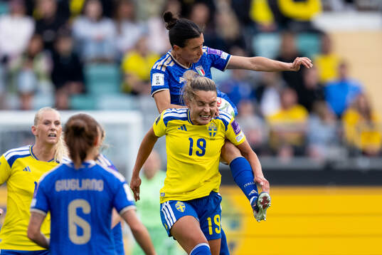 Lucia Di Guglielmo of Italy and Johanna Rytting Kaneryd of