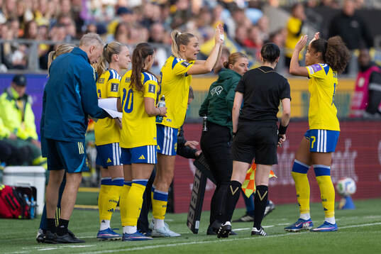 Fridolina Rolfö and Felicia Schröder of Sweden