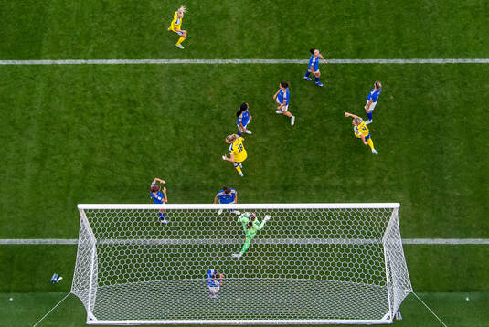 Hanna Lundkvist of Sweden celebrates