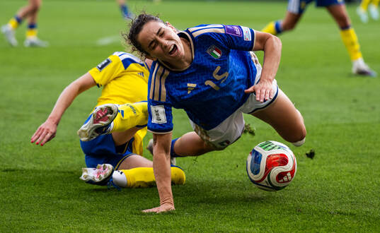 Matilda Vinberg of Sweden and Benedetta Glionna of Italy