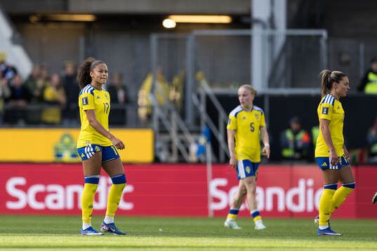 Felicia Schröder of Sweden looks dejected