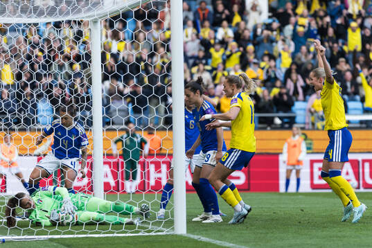 Hanna Lundkvist of Sweden celebrates with Fridolina Rolfö