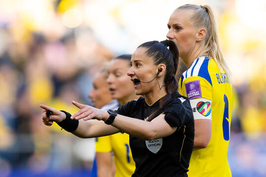 Referee Iuliana Demetrescu