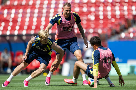 Lucas Bergvall, Gustaf Nilsson and Yasin Ayari of the