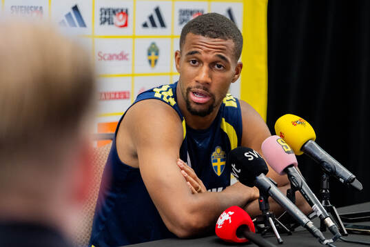 Isak Hien of the Swedish men's national football team