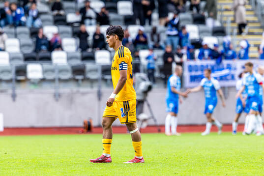 IFK Norrköpings Noel Sernelius deppar