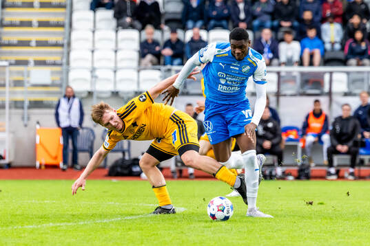 Oddevolds Emmanuel Gono och IFK Norrköpings Aleksander