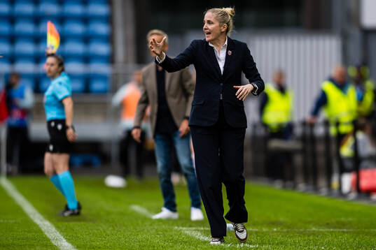 Head coach Gemma Grainger of Norway