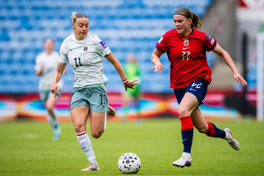 Sophie Hillebrand of Austria and Signe Gaupset of Norway