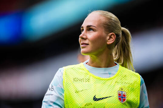 Cathinka Tandberg of Norway warms up