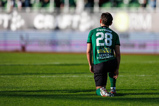 Varbergs Erion Sadiku deppar