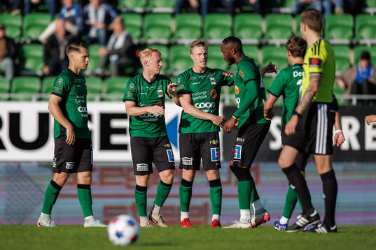 Varbergs spelare jublar
