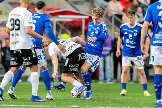 Örebros Jacob Ouro Ortmark och GIF Sundsvalls Hugo Aviander