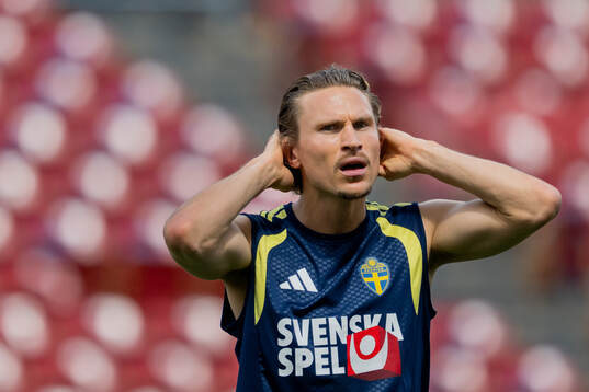 Carl Starfelt of the Swedish national football team at a