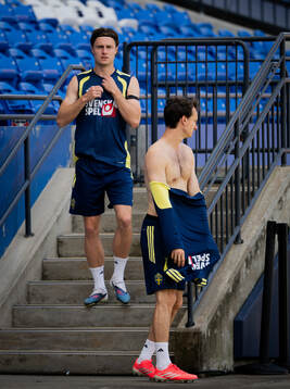 Mattias Svanberg and Hjalmar Ekdal of the Swedish national