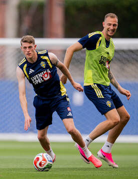 Alexander Bernhardsson and Gustaf Nilsson of the Swedish