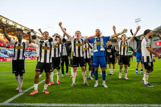 Landskronas spelare jublar