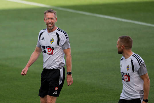 Head coach Graham Potter and assistant coach Sebastian