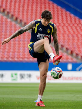 Victor Nilsson Lindelöf of the Swedish national football