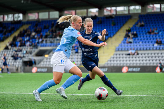 Malmö FFs Tuva Skoog och Eskilstuna United DFFs Beatrice