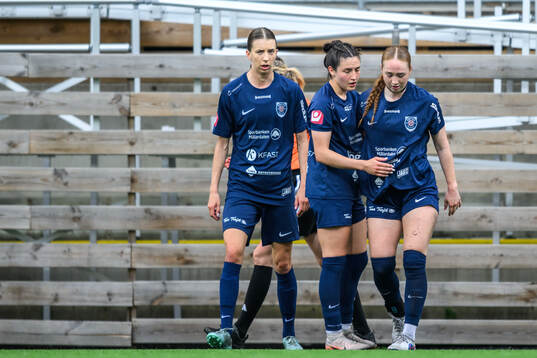 Eskilstuna United DFFs Rylie Rae Combs har ont