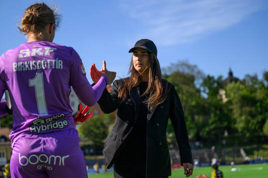 Häckens målvakt Fanney Inga Birkisdottir och tränare