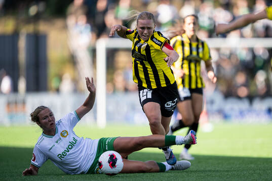 Hammarbys Mathilde Janzen och Häckens Pernille Sanvig