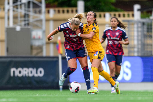 Bläddra bland fler bilder av Fotboll, Damallsvenskan, Rosengård - IFK Norrköping